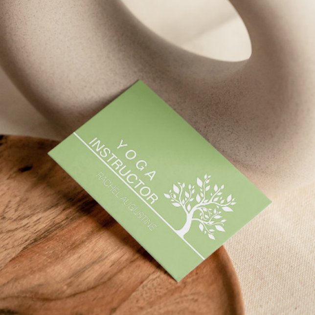 Tarjeta De Visita Elegante instructor de yoga en árbol Wellness entr (Subido por el creador)