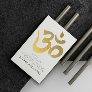 Tarjeta De Visita Elegante Instructor de Yoga Símbolo Om Blanco y Do