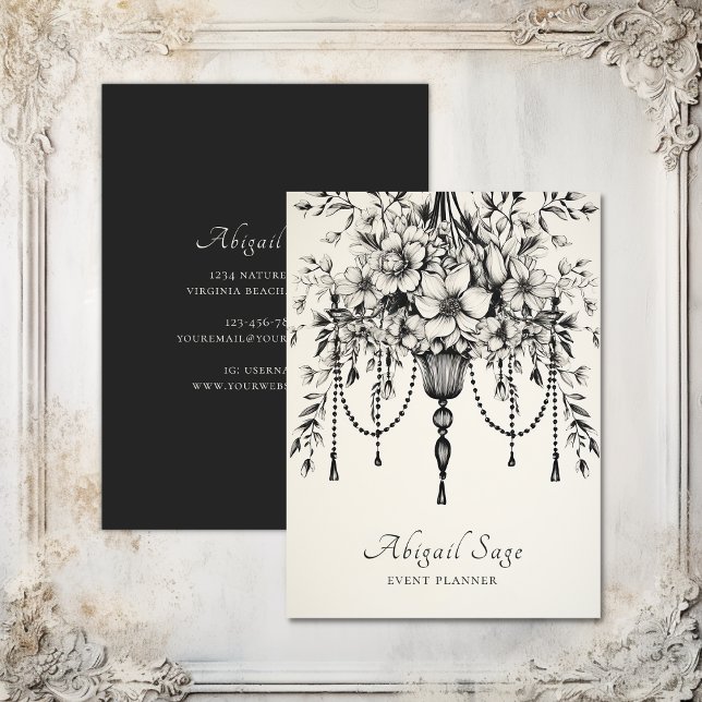 Tarjeta De Visita Elegante lámpara de araña floral negro y blanco (Elegant Floral Chandelier Black and White Business Card)