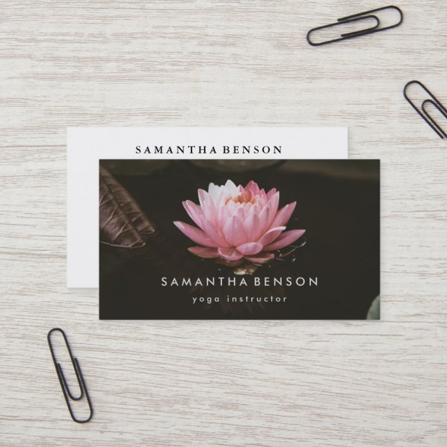 Tarjeta De Visita Elegante Logotipo de Flor Lotus Yoga (Anverso/Reverso In Situ)