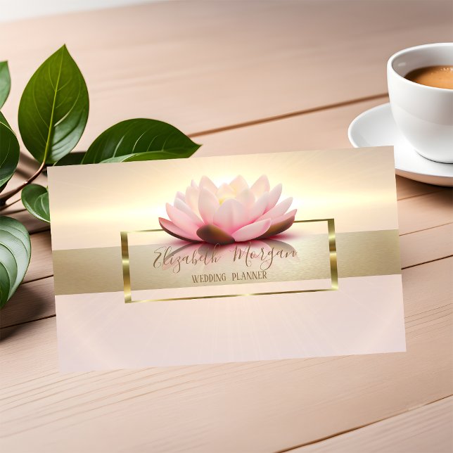Tarjeta De Visita Elegante marco lujoso y moderno Lotus de oro (Subido por el creador)