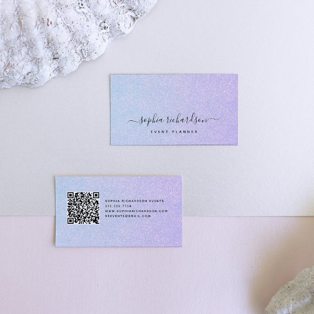 Tarjeta De Visita Elegante Pastel Dreamy con código QR (This trendy, pastel glitter look business card features a QR code on the back)