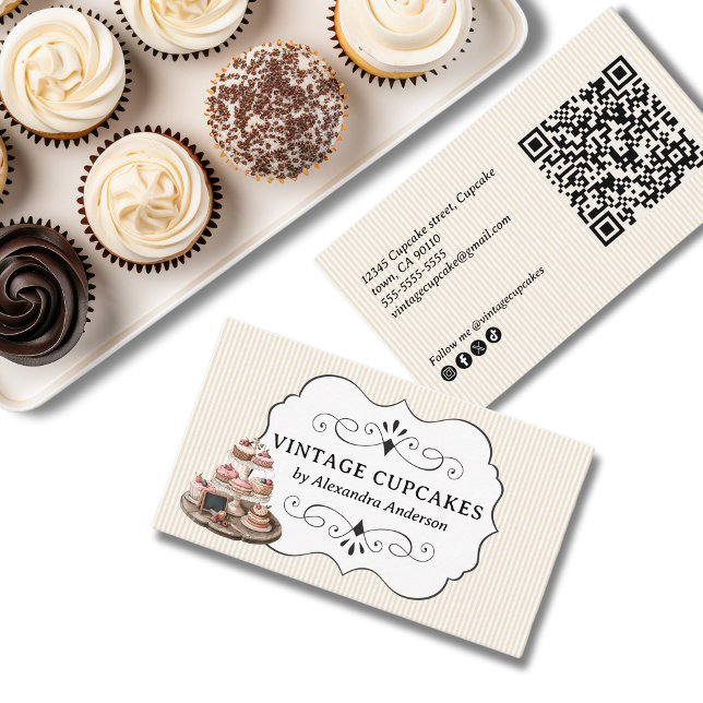 Tarjeta De Visita Elegante pastelería de torta de copas de época (Vintage Cupcake Bakery Elegant Business Card)