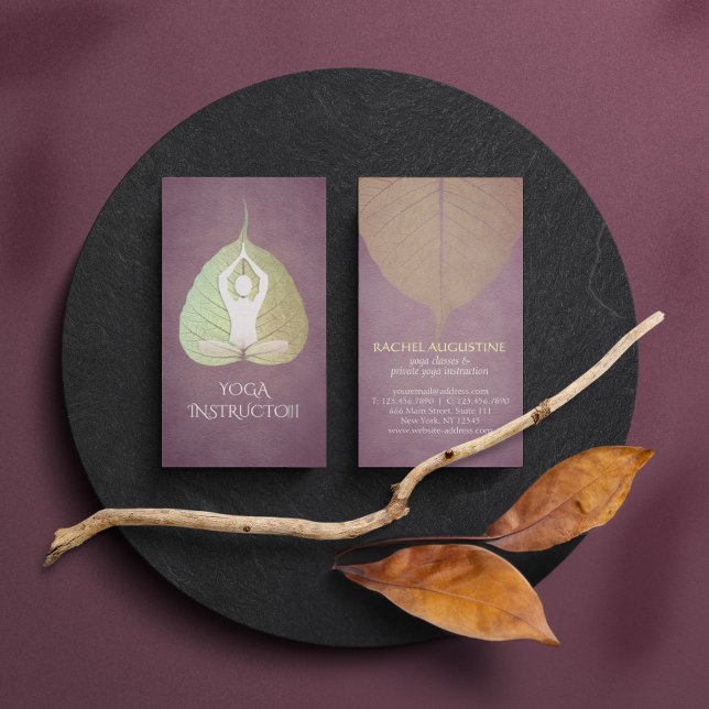 Tarjeta De Visita Elegante postura de mediación de yoga con hoja de  (Subido por el creador)