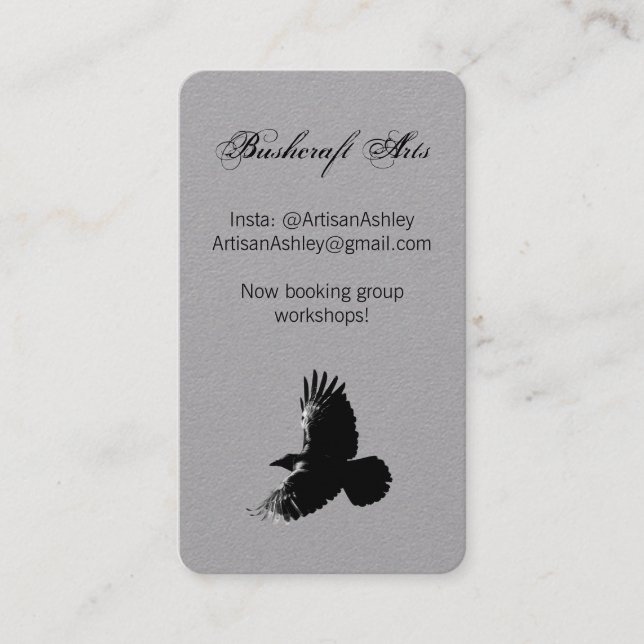 Tarjeta De Visita Elegante Script Raven Crow Bird Artig Monograma (Anverso)