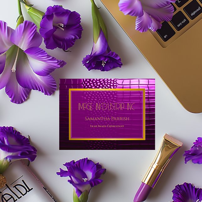 Tarjeta De Visita Elegante Vivid Purple Faux Crocodile (Stylish and Chic Violet Purple Faux Crocodile Business Card )