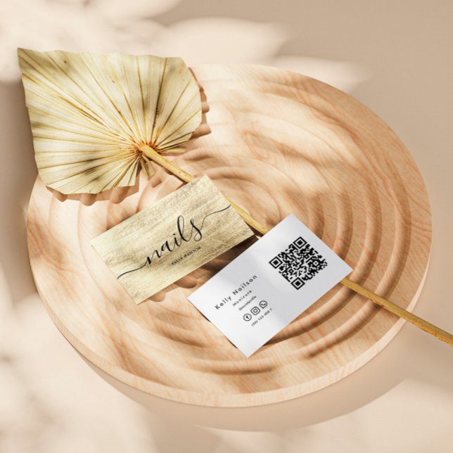 Tarjeta De Visita Elegante y elegante Salon Nail Manicure Qr Code (Subido por el creador)