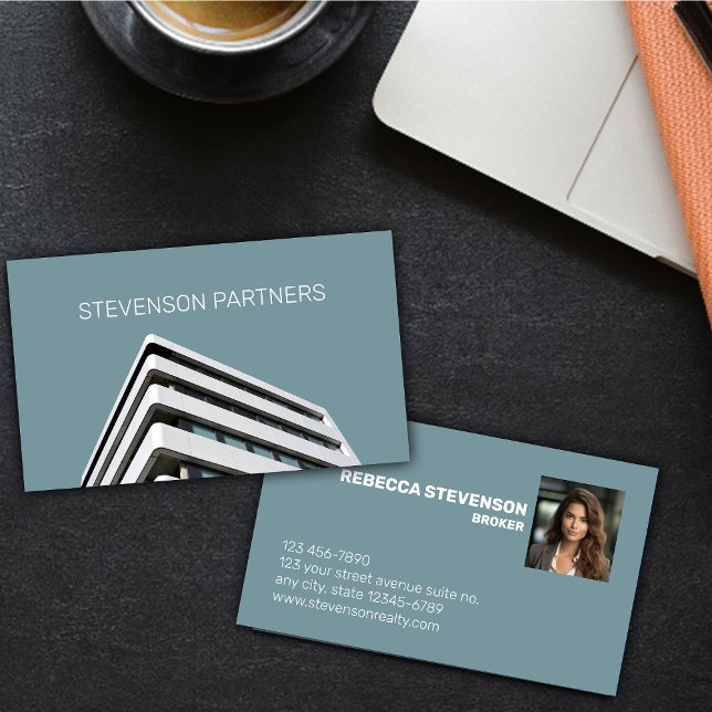 Tarjeta De Visita Empresa inmobiliaria comercial (Subido por el creador)