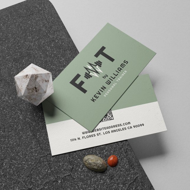 Tarjeta De Visita Entrenador de fitness en verde sabio, negro y blan (Subido por el creador)
