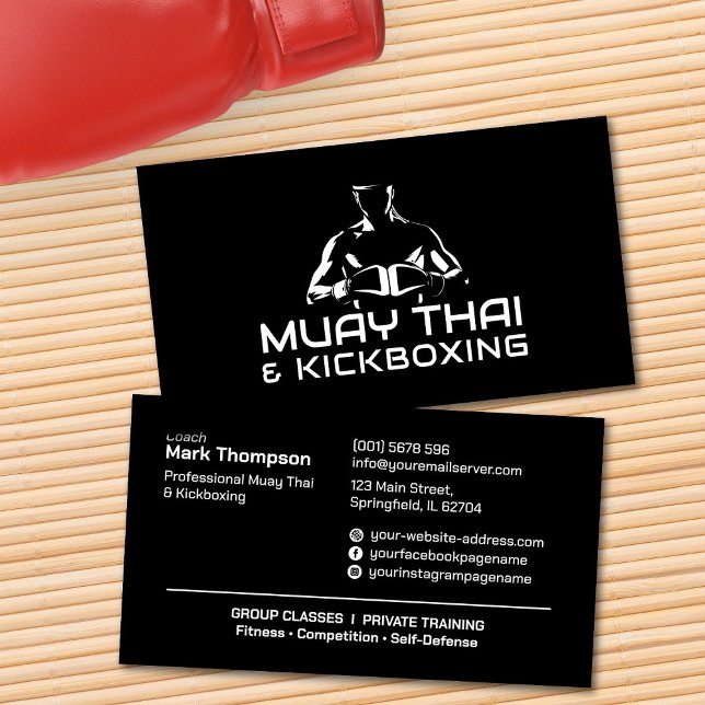 Tarjeta De Visita Entrenador Muay Thai y Kickboxing - Blanco y negro (Subido por el creador)