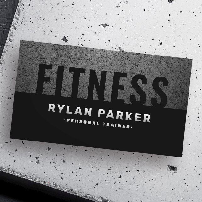 Tarjeta De Visita Entrenador personal de fitness masculino oscuro (Masculine fitness personal trainer rough dark business card)
