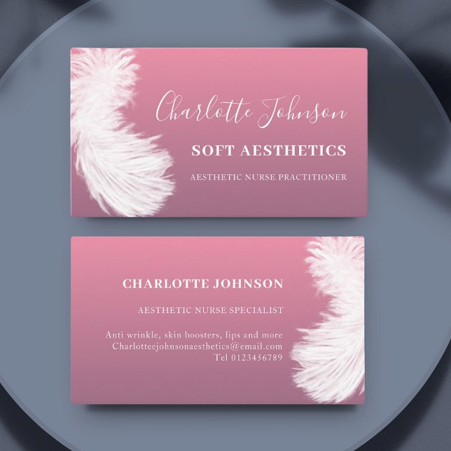 Tarjeta De Visita Estética Skincare Pluma rosa moderna (Aesthetic nurse practitioner feather pink business card )