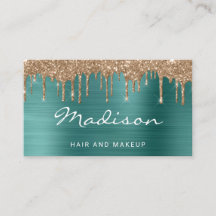Estilista de cabello y maquillaje con brillo verde