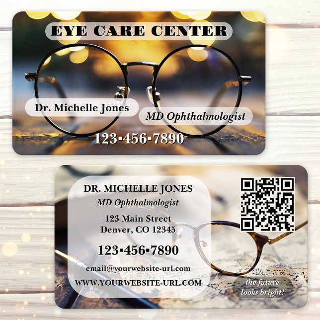 Tarjeta De Visita Eye Catching Ophthalmologist or Optometrist  (Ophthalmologist or optometrist business card  featuring imagery of glasses and sparkling lights)