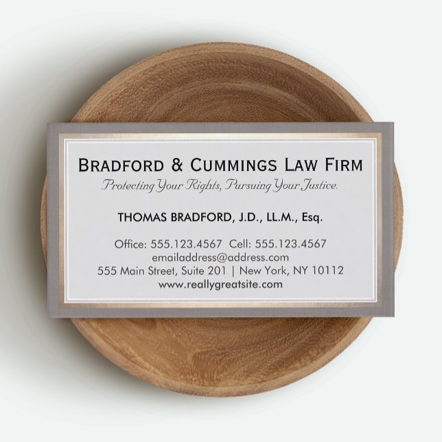 Tarjeta De Visita Firma de Abogados Tradicional (Subido por el creador)