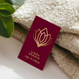 Tarjeta De Visita Flor de oro de Lotus | Ruby | yoga de masaje welln