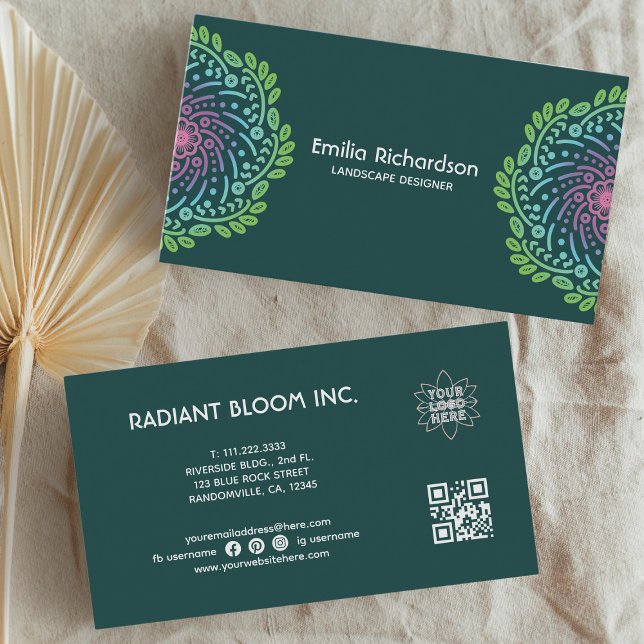 Tarjeta De Visita Flor retro Mandala Verde azulada (The custom boho-styled floral mandala business card design is suitable for your business.)