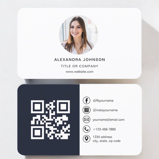 Tarjeta De Visita Foto moderna de Marina Azul con código QR en medio (Subido por el creador)