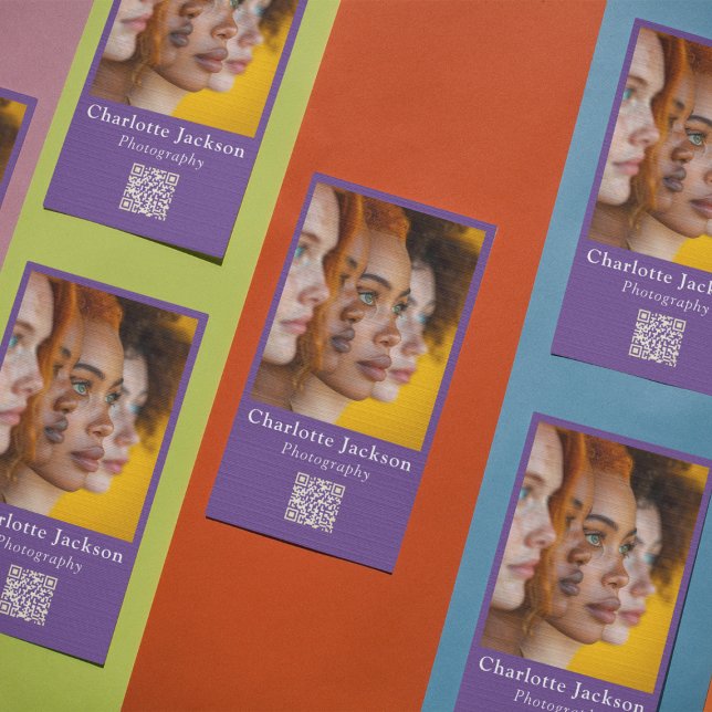 Tarjeta De Visita Foto personalizado y código Qr Purple Casual (Subido por el creador)