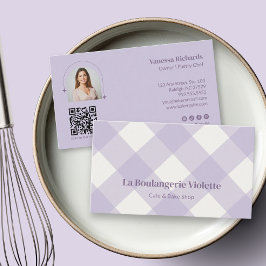 Tarjeta De Visita Foto QR de panadería púrpura a cuadros chic