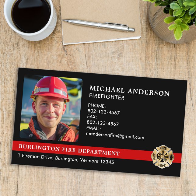 Tarjeta De Visita Fotografía del bombero con logotipo personalizado  (Subido por el creador)