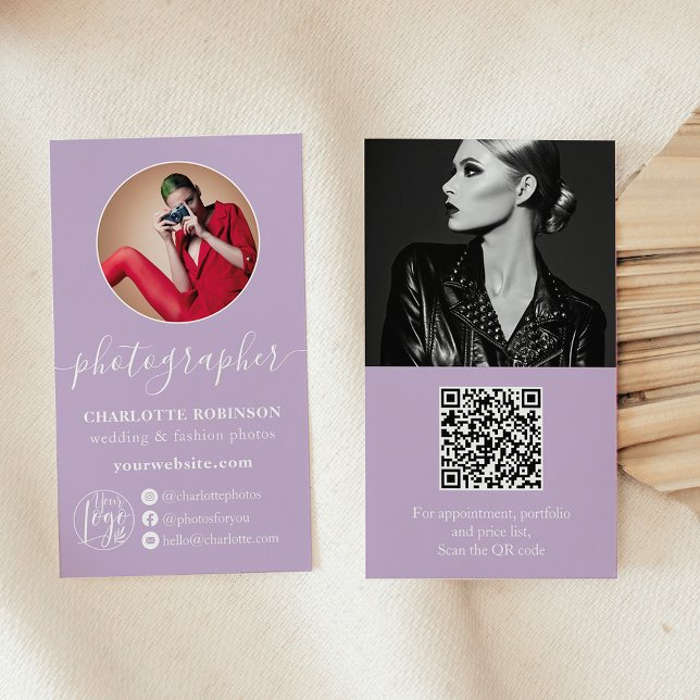 Tarjeta De Visita Fotógrafo de código qr con foto de lavanda moderna (Modern lavender photo qr code logo photographer business card)