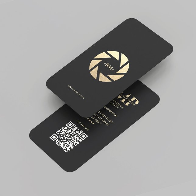 Tarjeta De Visita Fotógrafo moderno con lentes de oro negro (Modern Photographer Black Gold Lens Photography Business Card
)