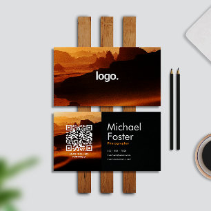 Tarjeta De Visita Fotógrafo moderno negro con código Qrcode escanead