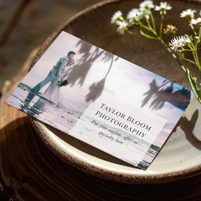 Tarjeta De Visita Fotógrafo profesional moderno de fotografía limpia (Subido por el creador)