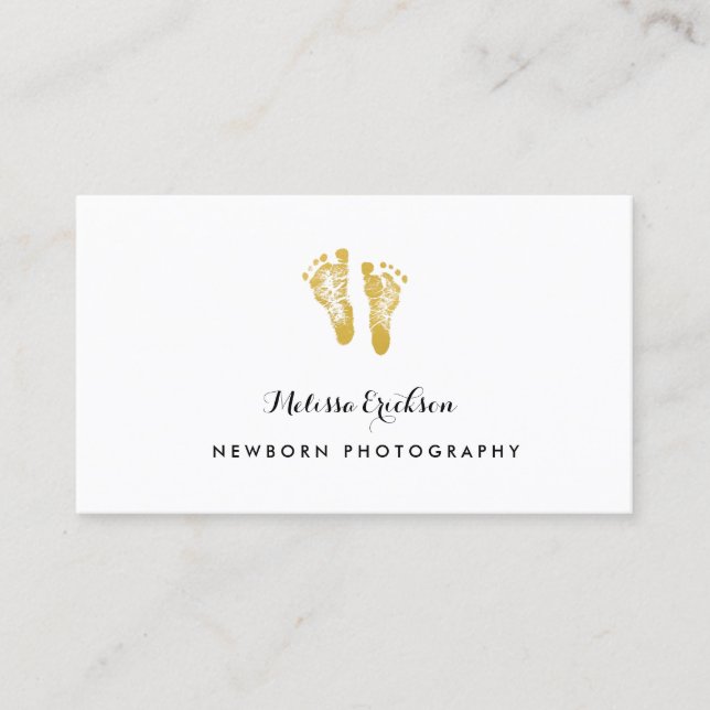 Tarjeta De Visita Fotógrafo recién nacido Elegante Faux Gold Footpri (Anverso)