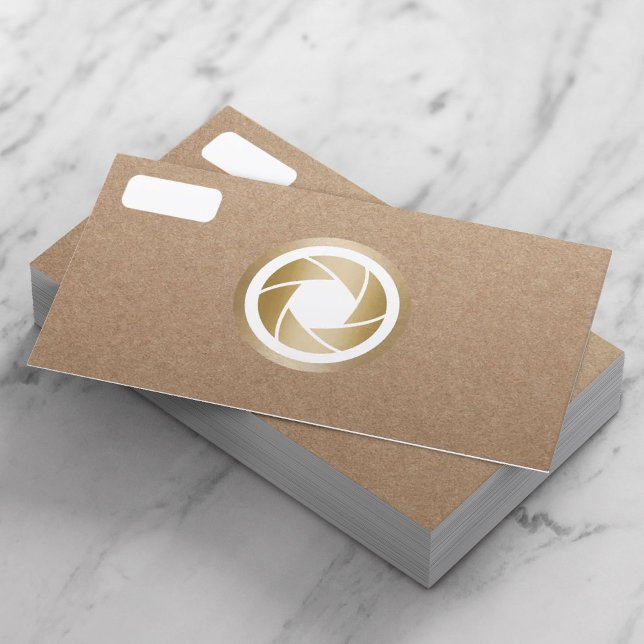 Tarjeta De Visita Fotógrafo Rústico de Kraft con obturador de oro fo (Subido por el creador)