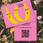 Tarjeta De Visita GRACIAS A UN BUNCH Funny Bananas ORDER GRACIAS QR<br><div class="desc">Mira este dulce y colorido arte, hecho a mano por ti! Añade tu propio texto al frente y al fondo de esta graciosa tarjeta de agradecimiento. Perfecto para incluir con pedidos de clientes. Agregue su propio texto al reverso y su propio sitio web al código QR. Todo es personalizable. No...</div>