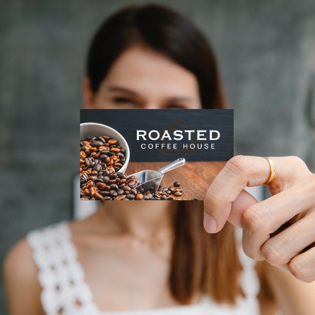 Tarjeta De Visita Granos de café saliendo con Scoop (Subido por el creador)