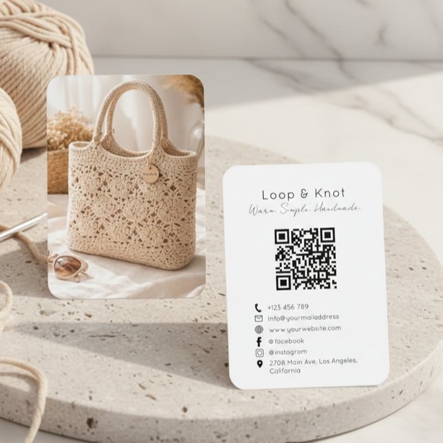 Tarjeta De Visita Handmade Crochet Business Card Minimal QR Code (Subido por el creador)