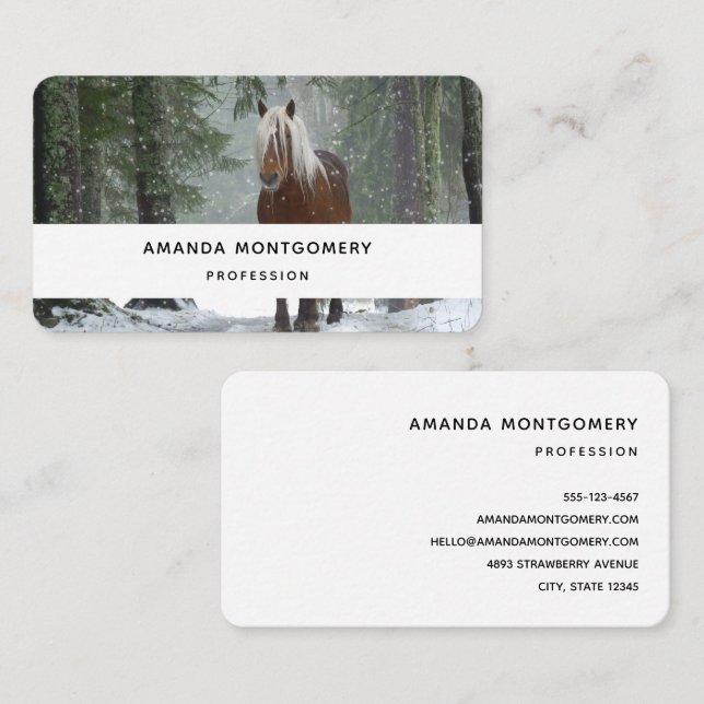 Tarjeta De Visita Hermoso caballo marrón en un bosque de invierno (Anverso / Reverso)
