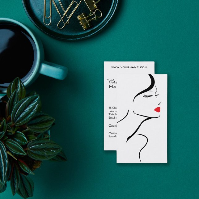 Tarjeta De Visita Icono de maquillaje Cara de mujer en labios rojos  (Subido por el creador)