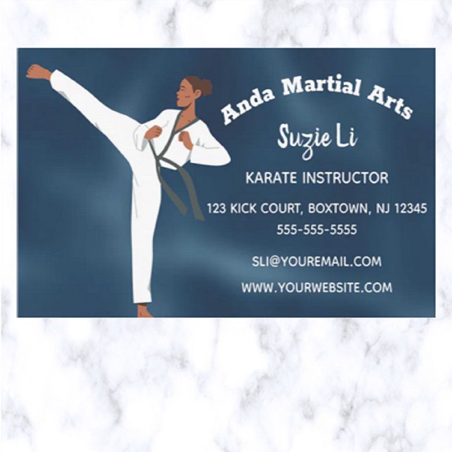 Tarjeta De Visita Instructor de Karate de Artes Marciales Editables (Subido por el creador)
