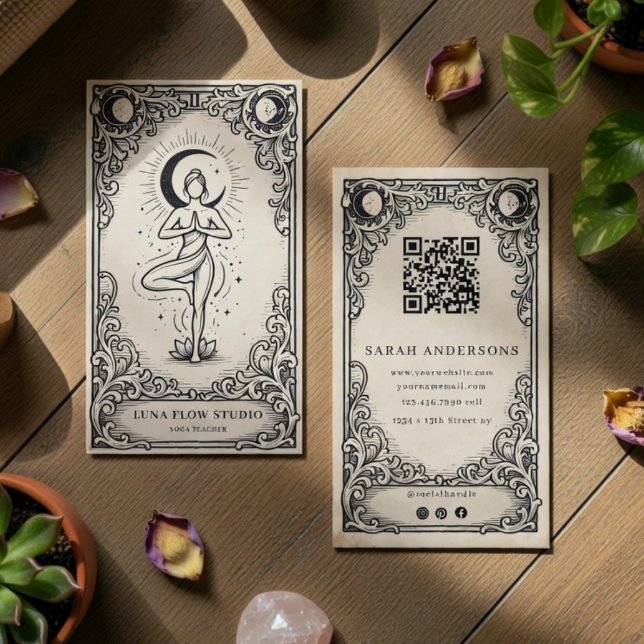 Tarjeta De Visita Instructor de Yoga Celestial Lotus (Subido por el creador)