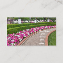 Jardín de la pasarela rosada de primavera