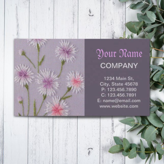 Tarjeta De Visita lindo lilac morado bordado floral margarita (cute lilac purple embroidery floral white daisy business card)