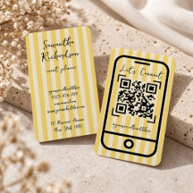 Líneas Divertidas Código QR Amarillo Escrito a Man