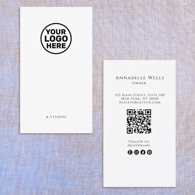 Tarjeta De Visita Logo de adición de código QR para medios sociales  (Subido por el creador)