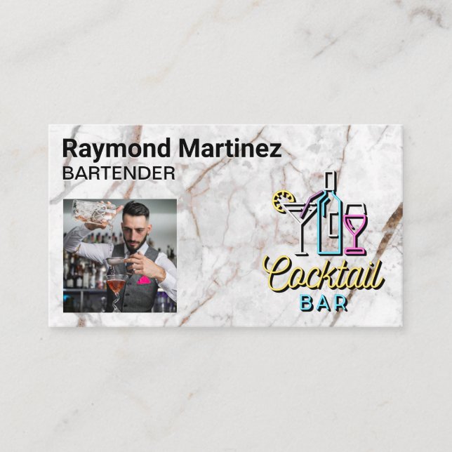 Tarjeta De Visita Logo de Coctail Bar | Bebida de bartender Pouring (Anverso)