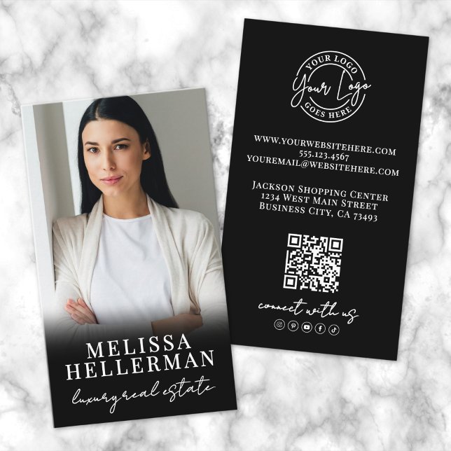 Tarjeta De Visita Logo de código QR para fotografías en negro (Black Photo QR Code Script Logo Vertical Business Card)