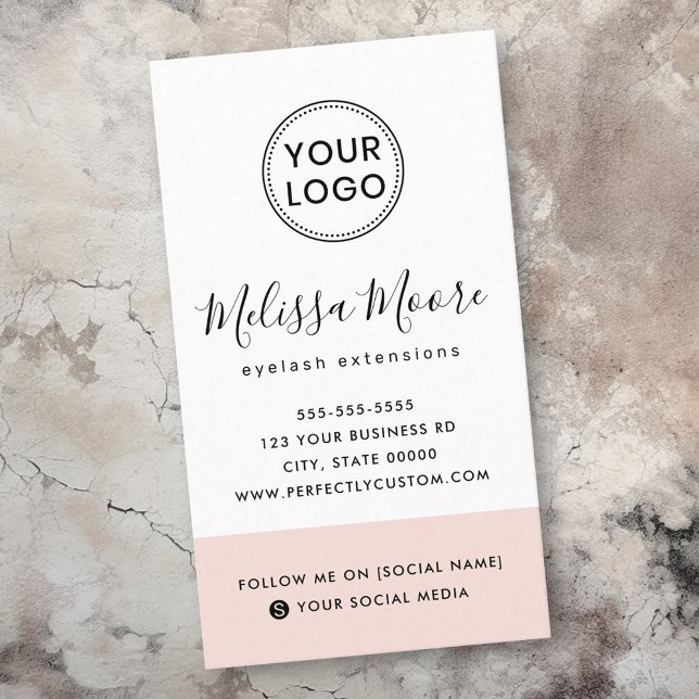 Tarjeta De Visita Logo de personalizado femenina rosa de Rubor en lo (Blush pink feminine custom logo social media business card)