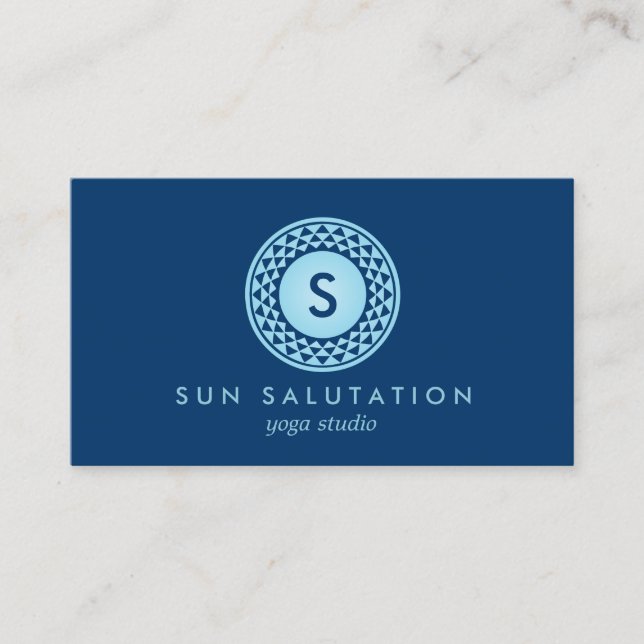 Tarjeta De Visita LOGO DE SOL AZUL MONOGRAM III para YOGA STUDIO (Anverso)