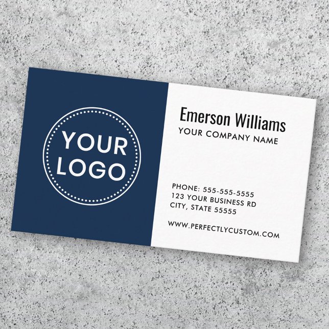 Tarjeta De Visita Logo del personalizado azul oscuro blanco minimali (White dark blue custom logo modern minimalist business card)