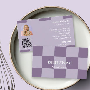 Tarjeta De Visita Logotipo de panadería morada chic con foto de past