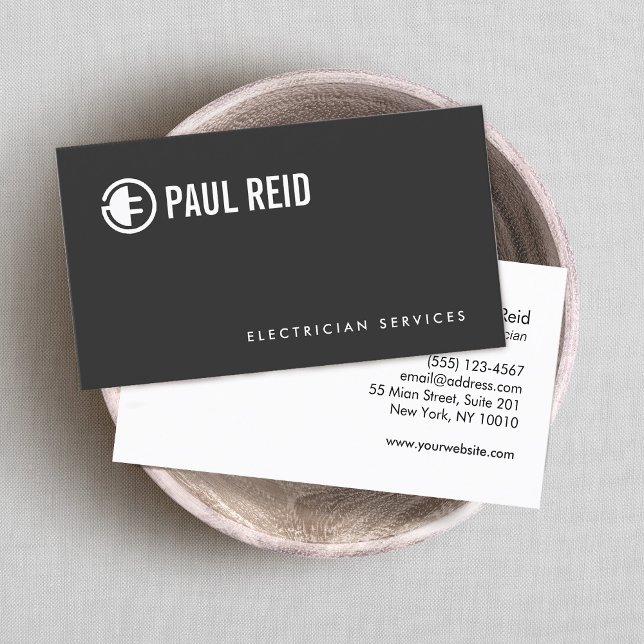 Tarjeta De Visita Logotipo eléctrico moderno negro (Subido por el creador)