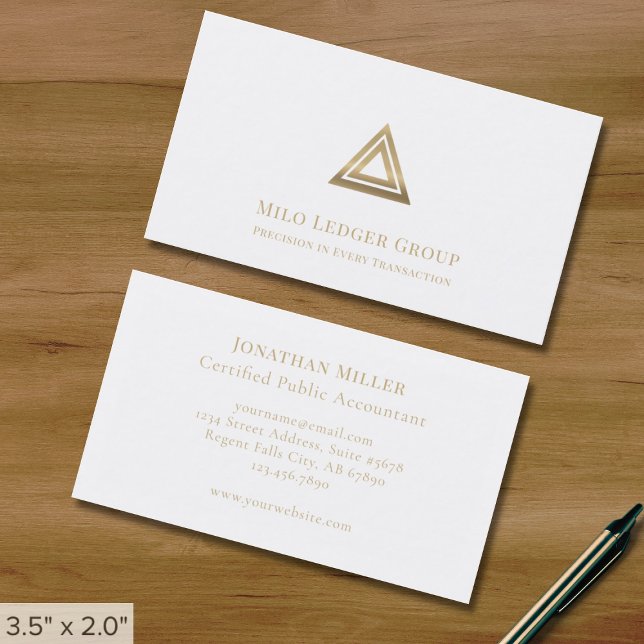 Tarjeta De Visita Logotipo elegante simple del triángulo blanco del  (Subido por el creador)